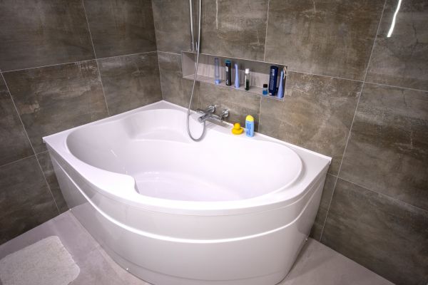 Large Bathtub Installation in Norman