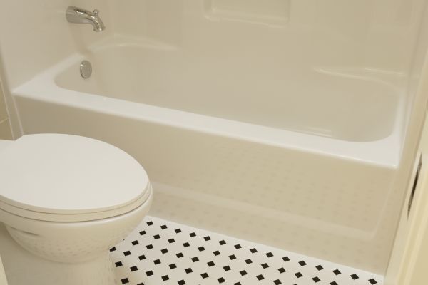 Fiberglass Tub Replacement in Norman